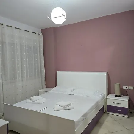 Smiley Apartment Vlore